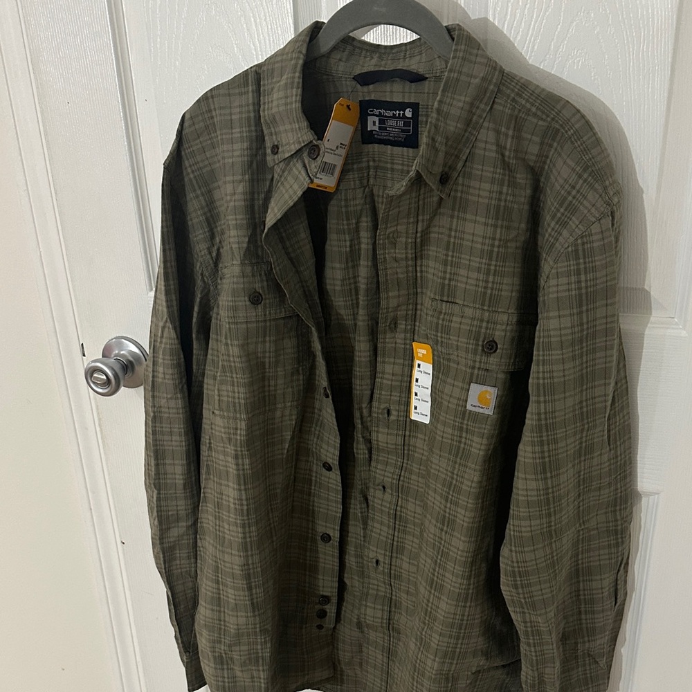 NWT CARHARTT LONG SLEEVE BUTTON UP PLAID SHIRT